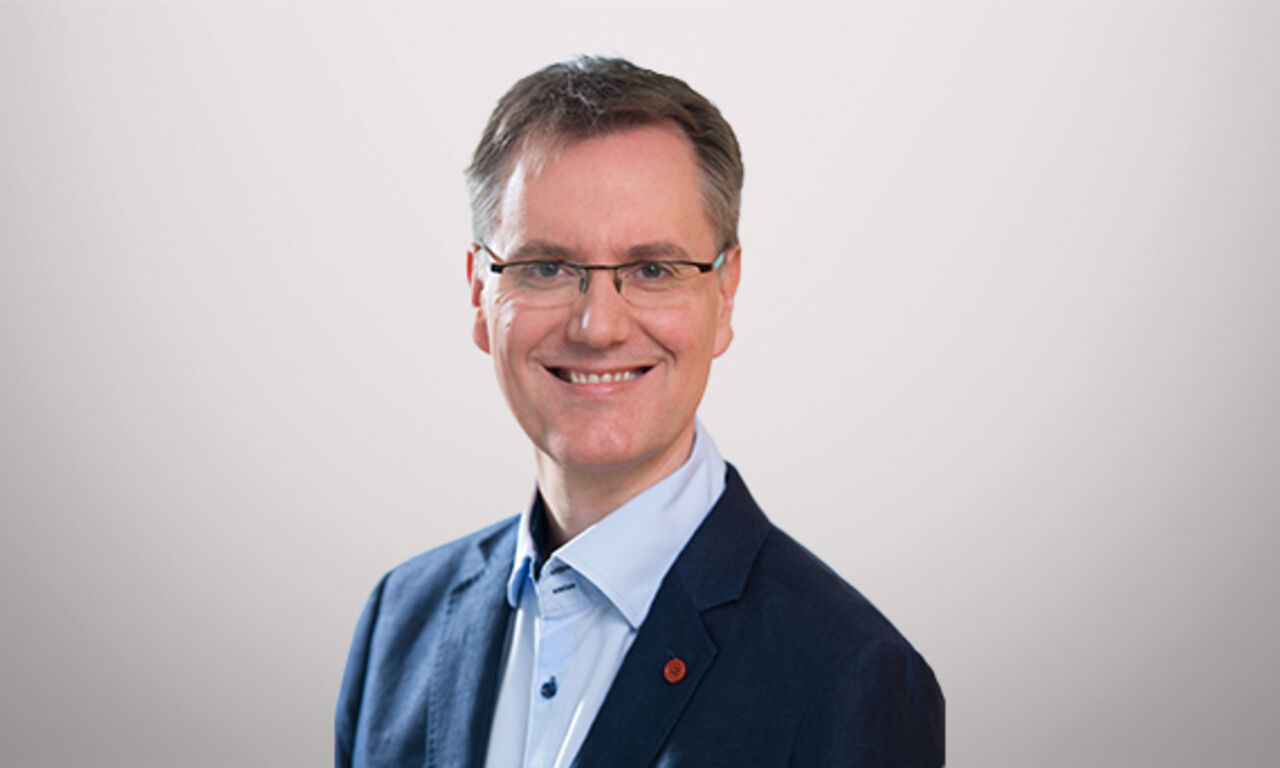 Dr. Sven Rinke